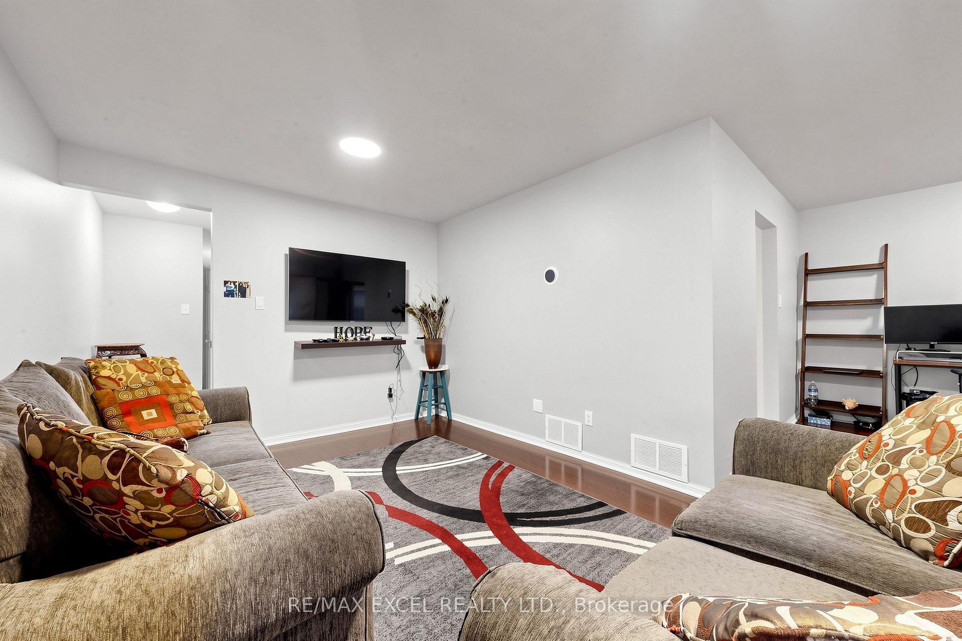 24 Redheugh Cres