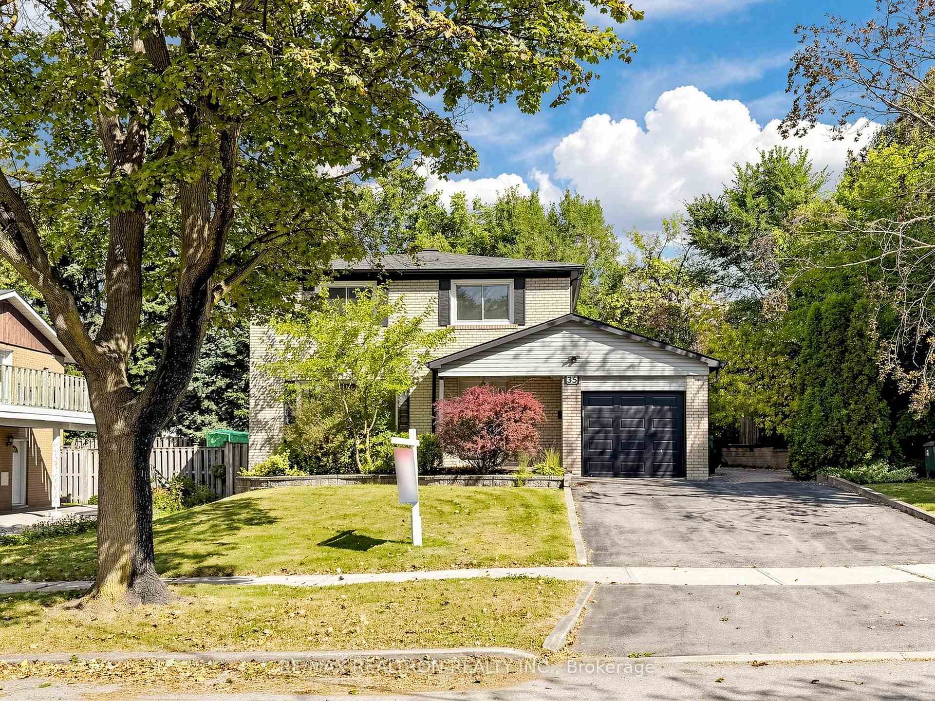 35 Rochelle Cres