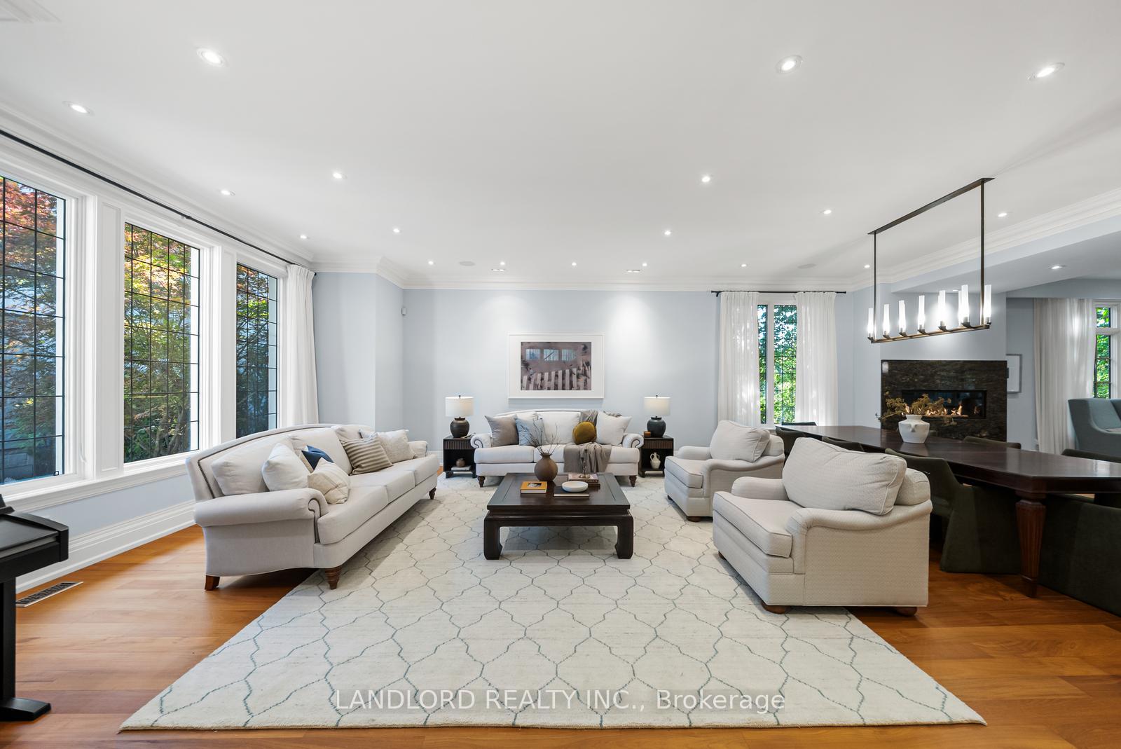 94 Inglewood Dr