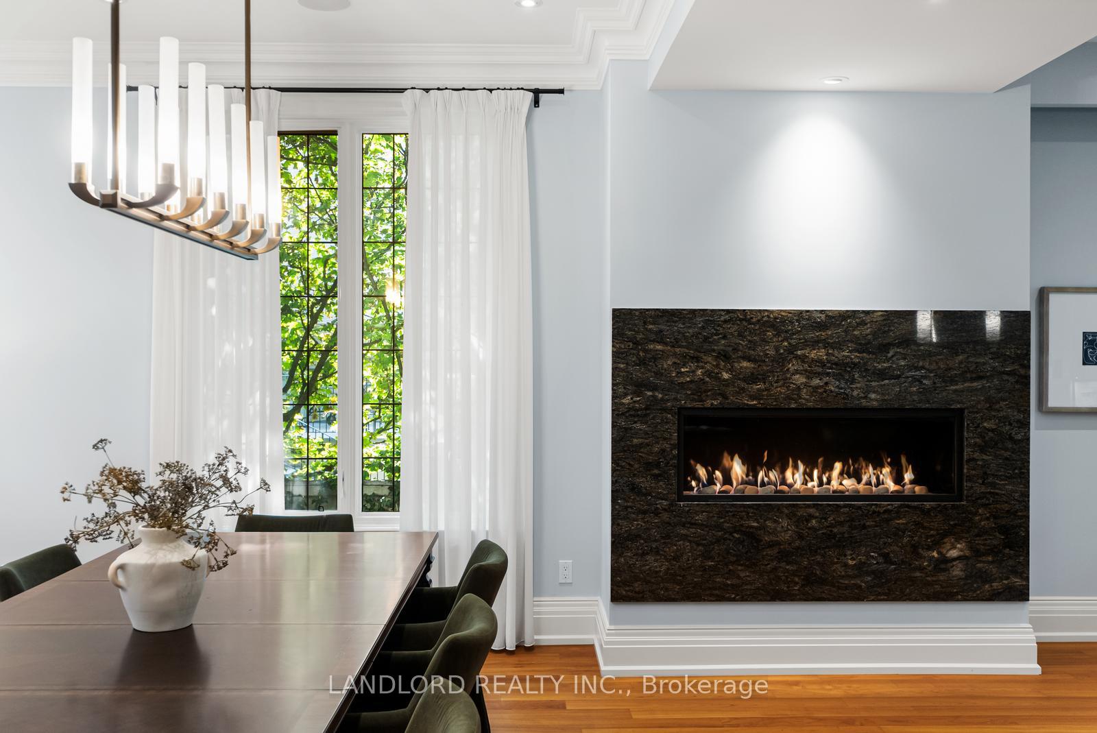 94 Inglewood Dr