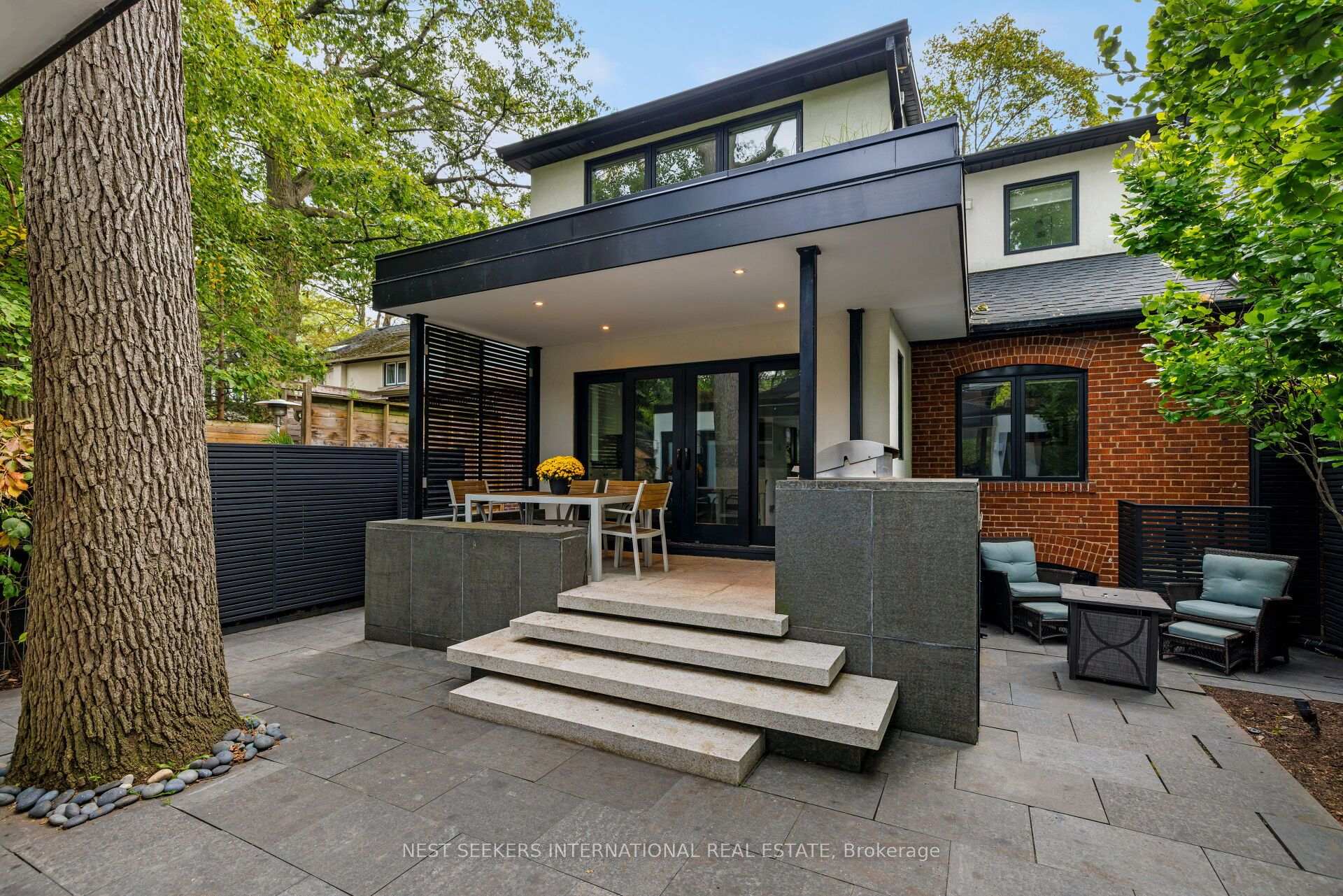 30 Duart Park Rd