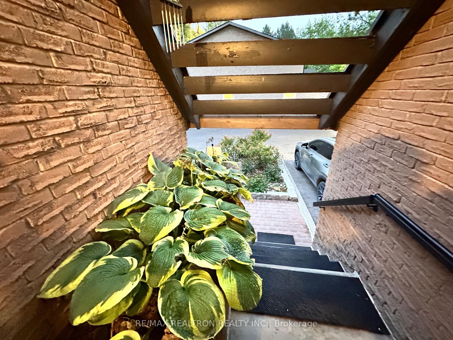 2 Morning Glory Way