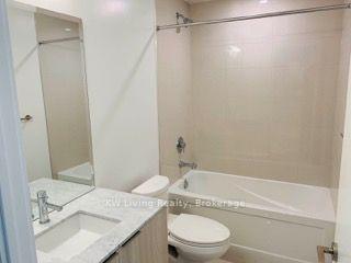 15 Queens Quay E 609