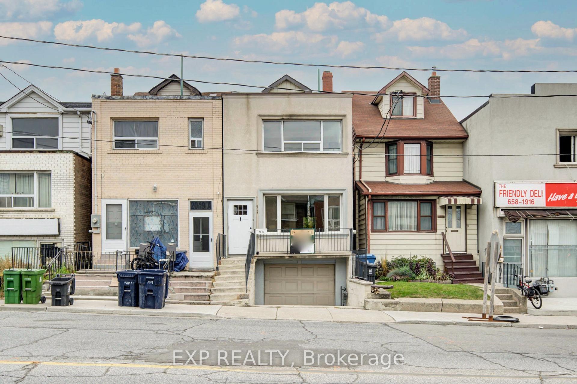 2017 Dufferin St