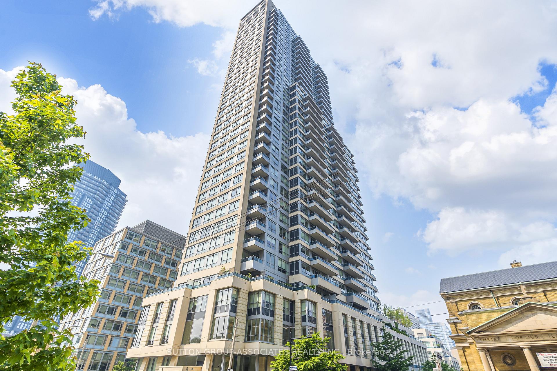 500 Sherbourne St 703