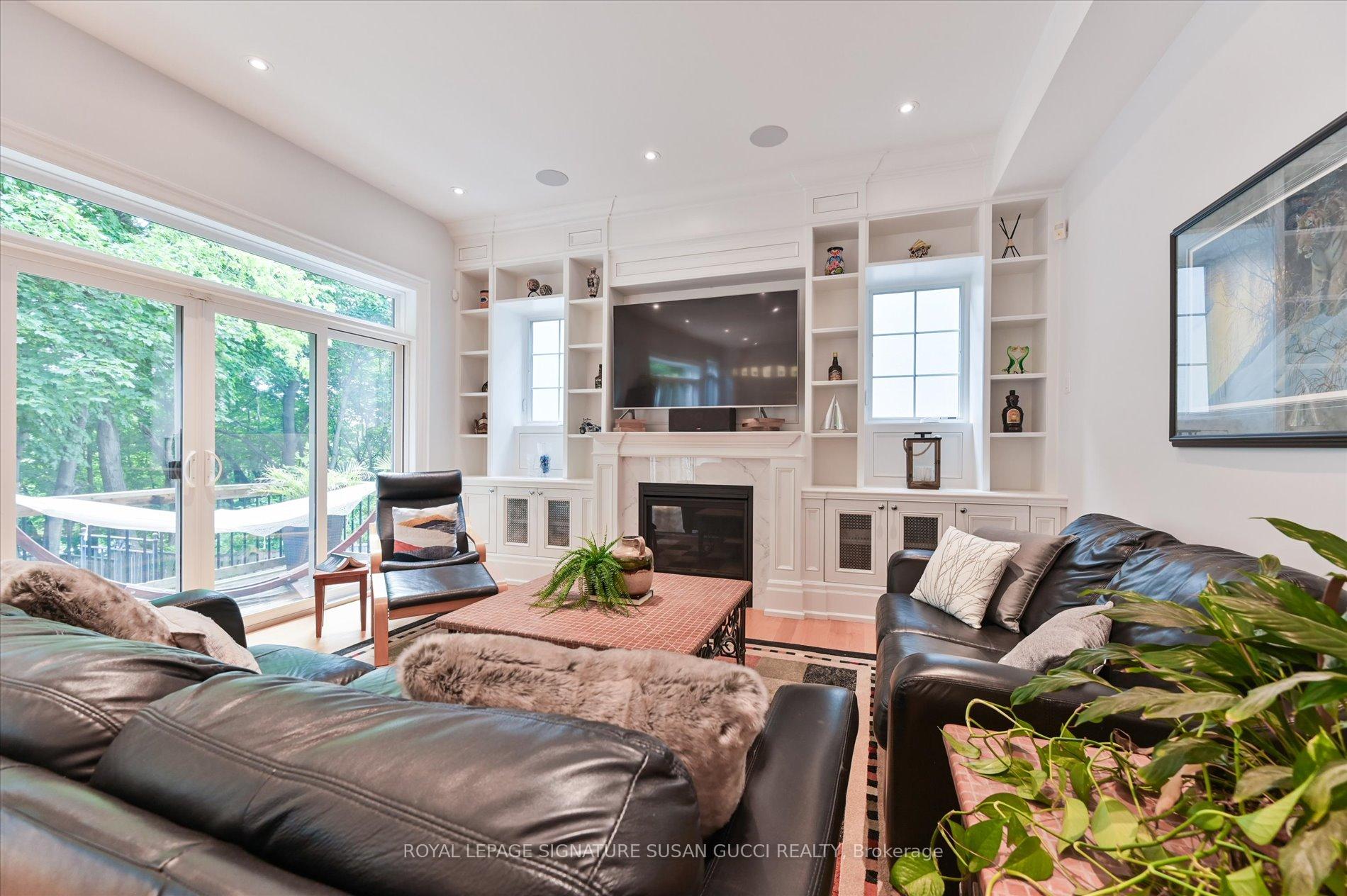 49 Ferris Rd