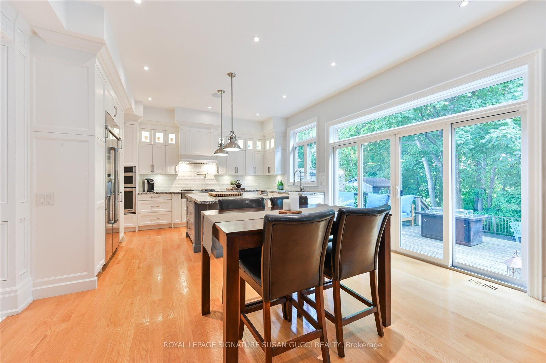 49 Ferris Rd