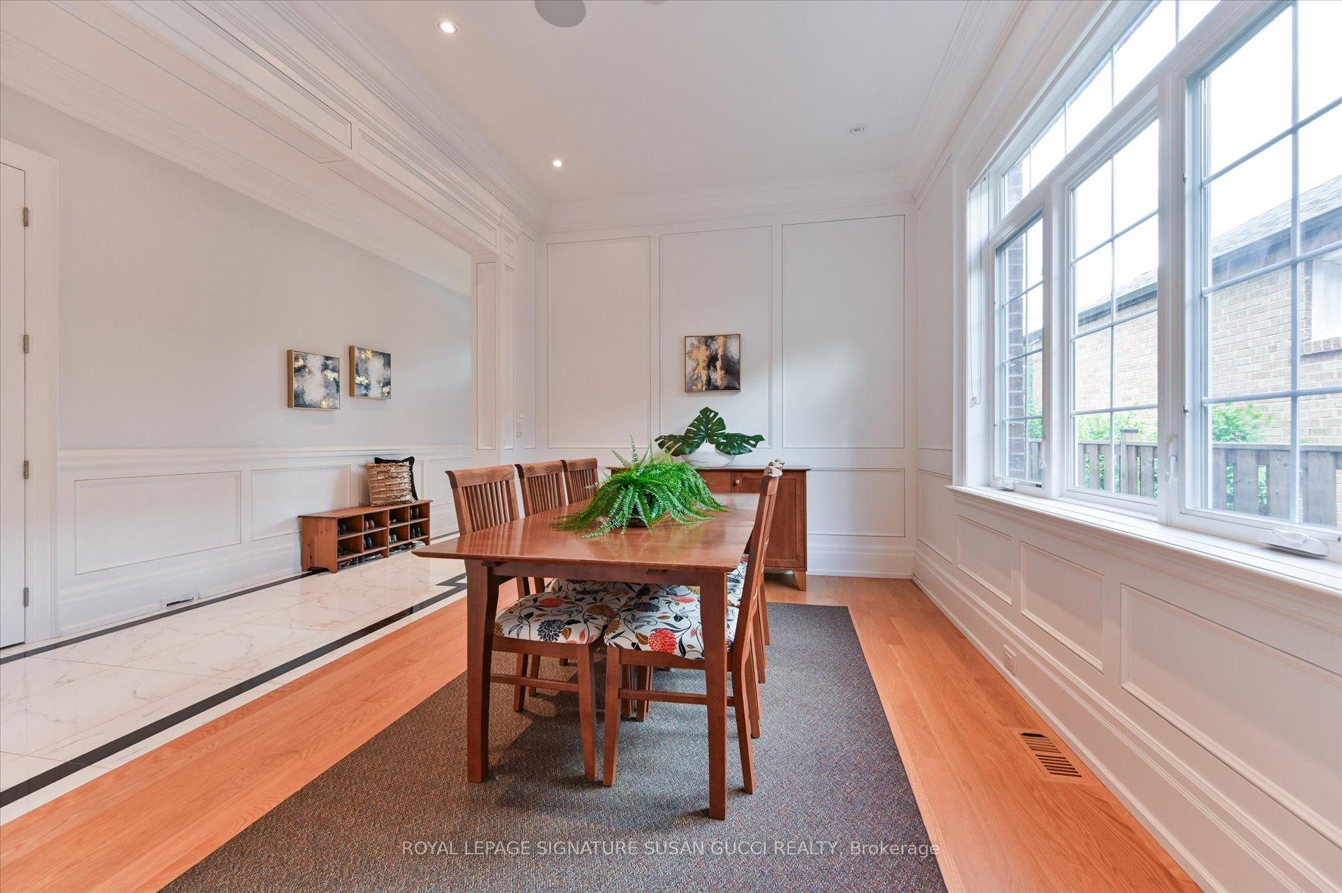 49 Ferris Rd