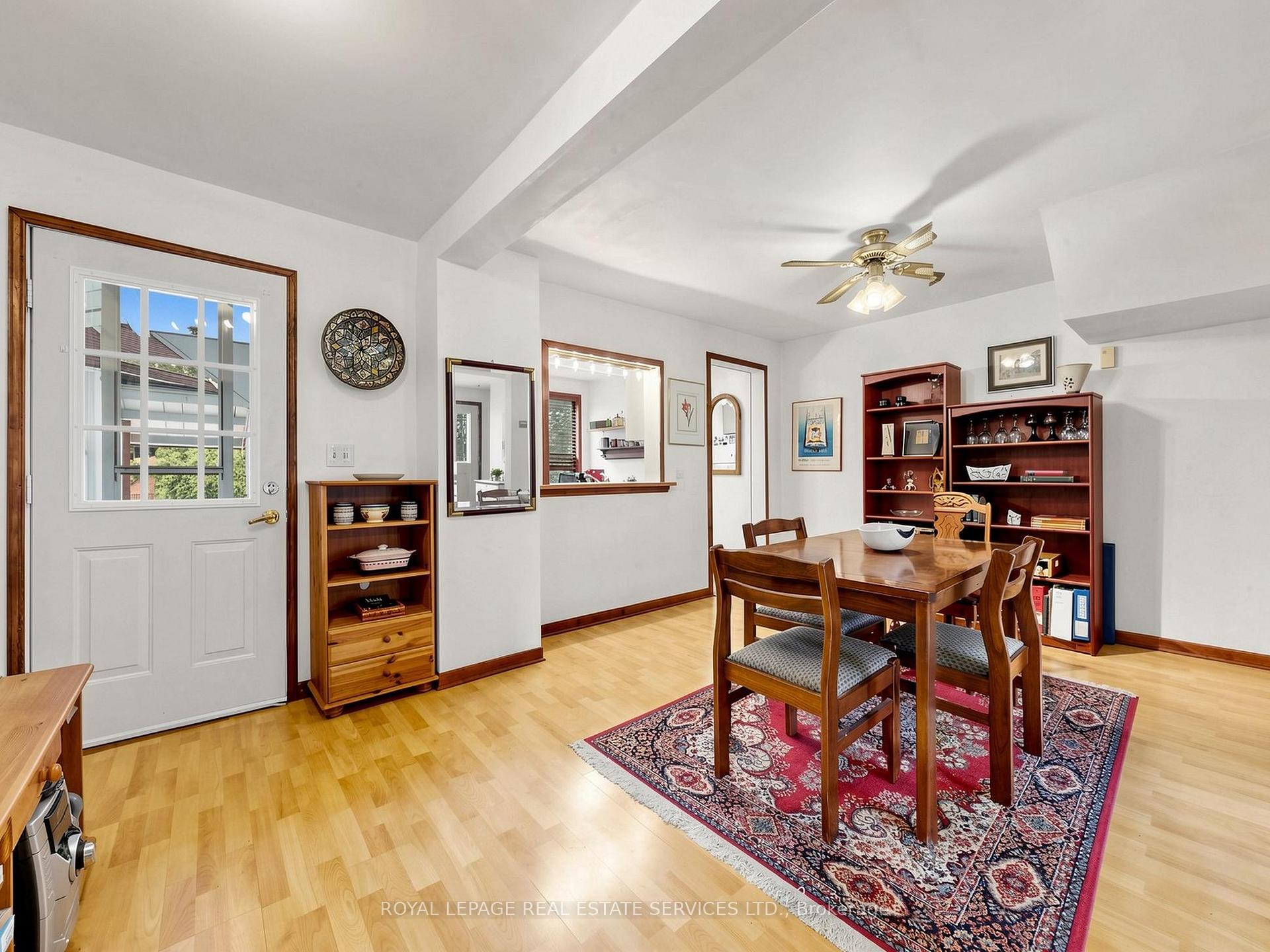 28 McIntosh Ave