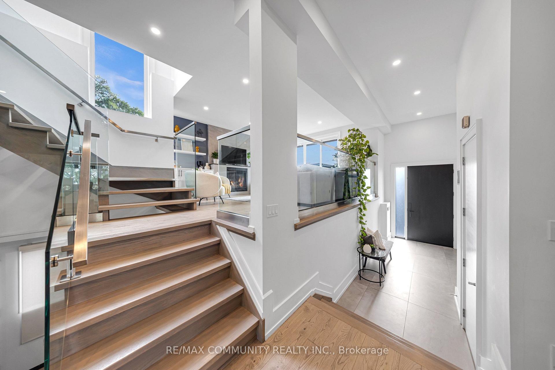 7 Derwyn Rd