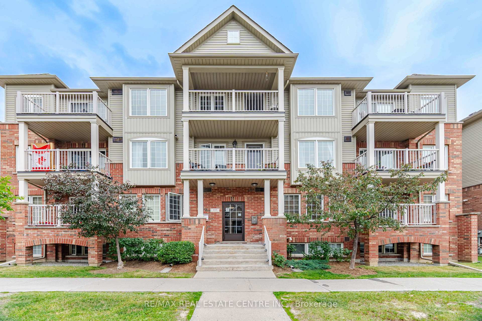 153 Isaac Devins Boulevard 2