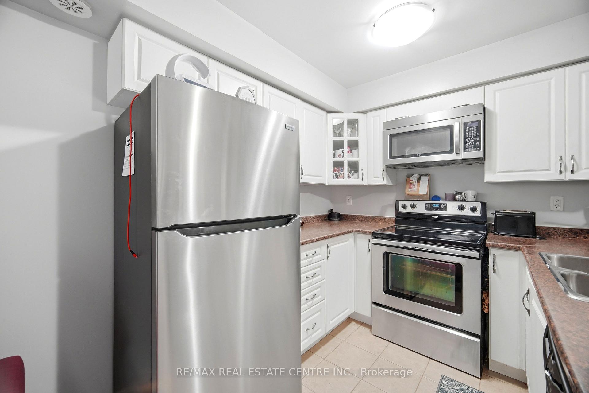 153 Isaac Devins Blvd 2