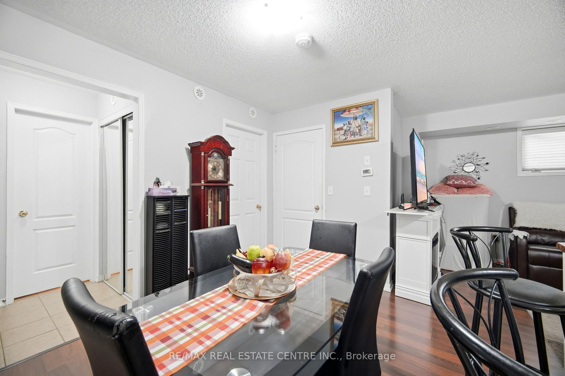 153 Isaac Devins Blvd 2