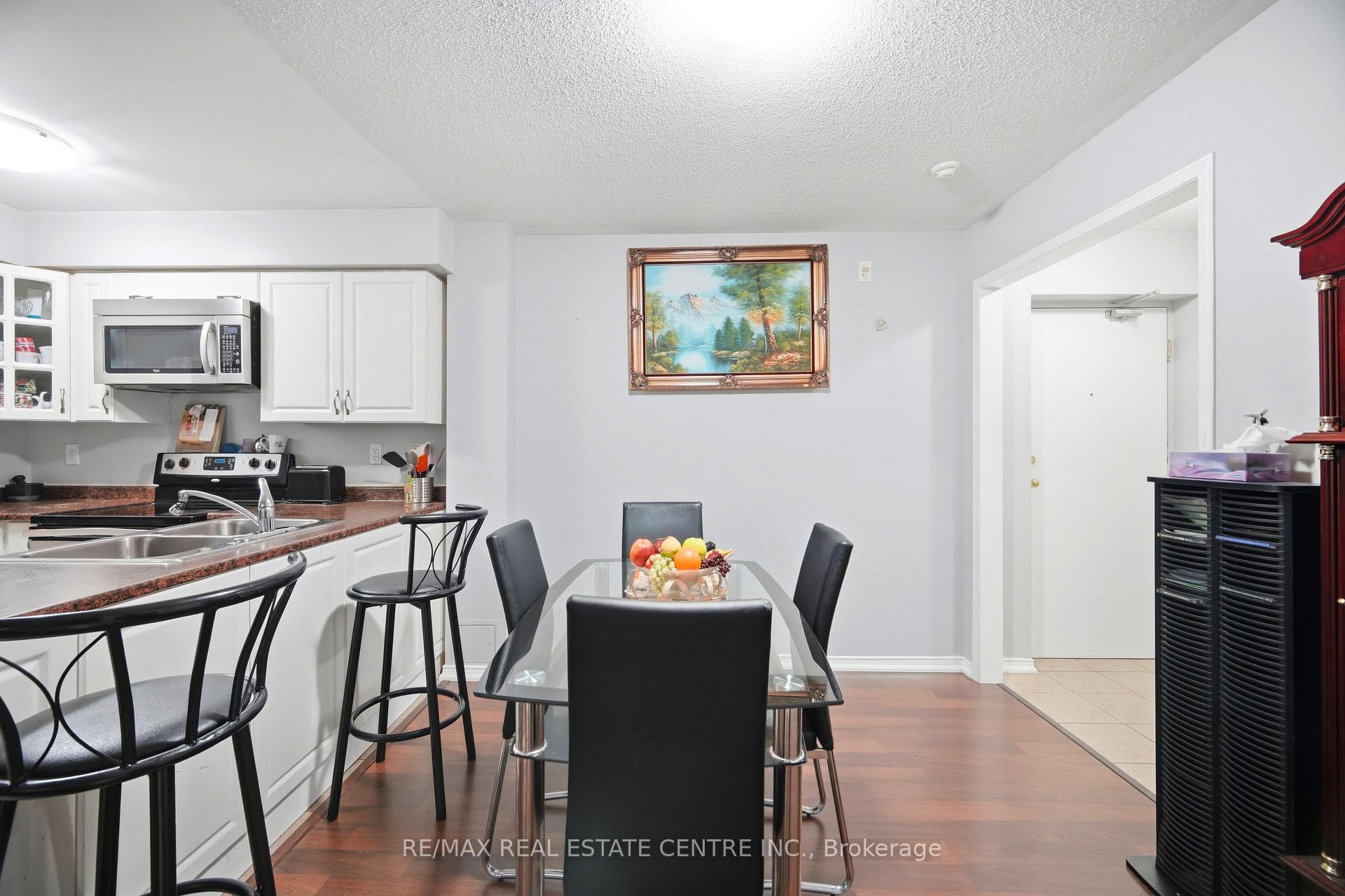 153 Isaac Devins Blvd 2