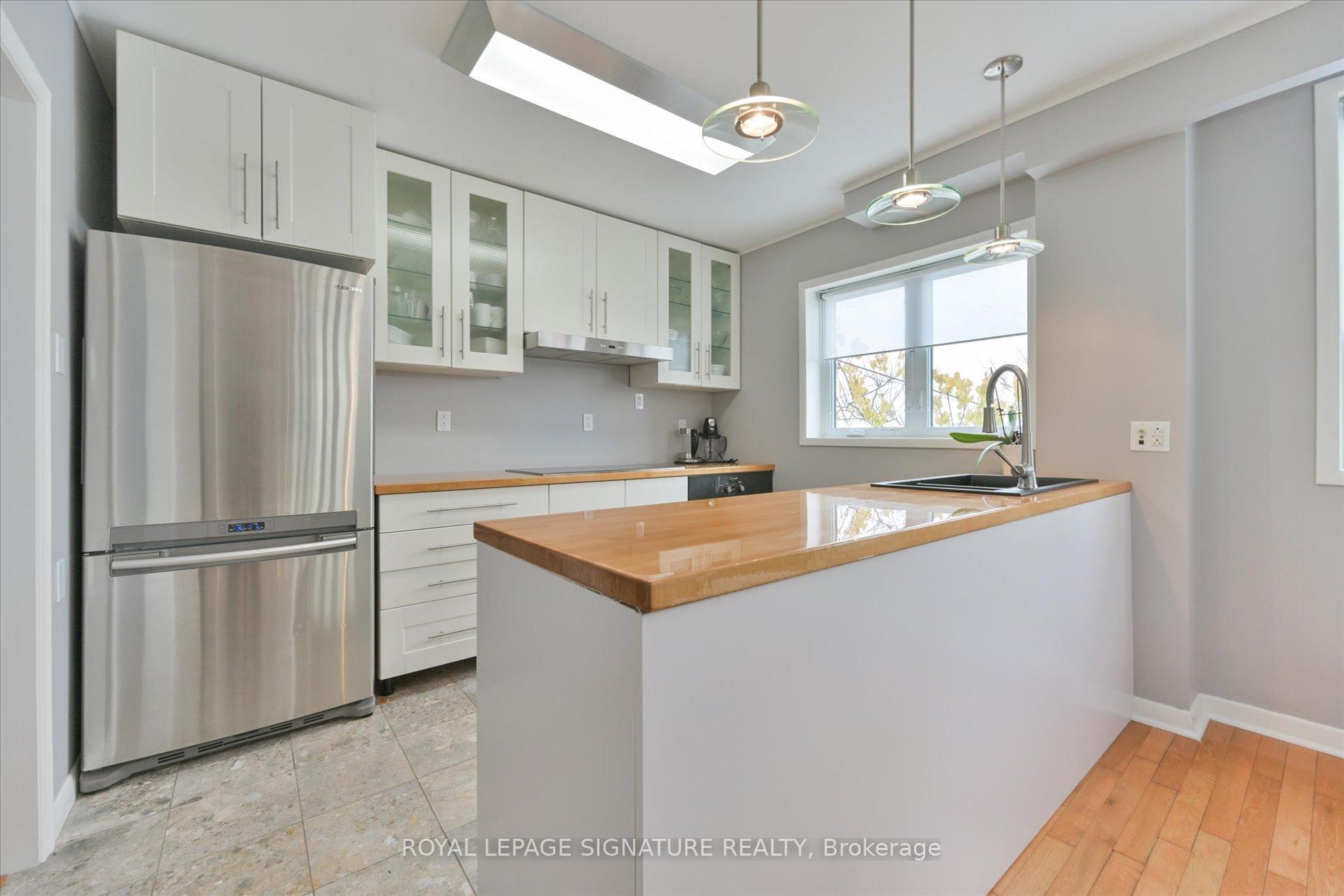 362 Silverthorn Ave