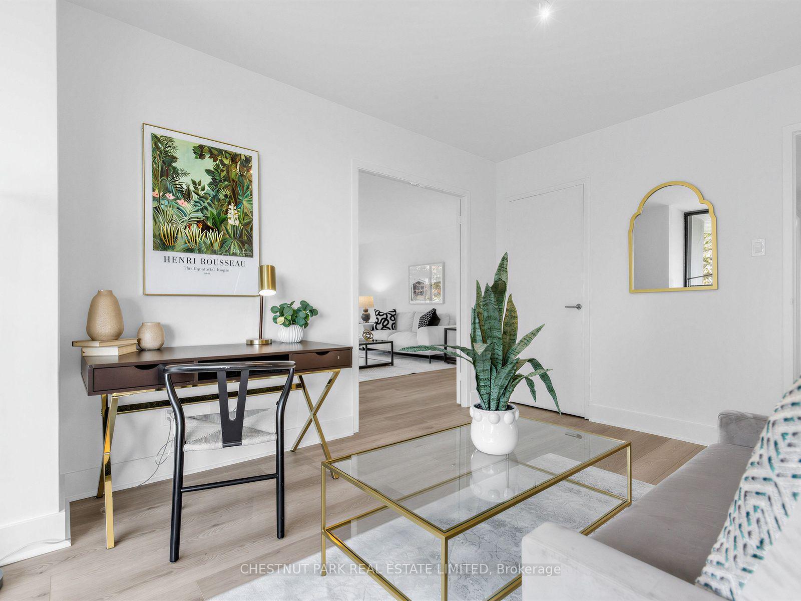 10 Avoca Ave 401
