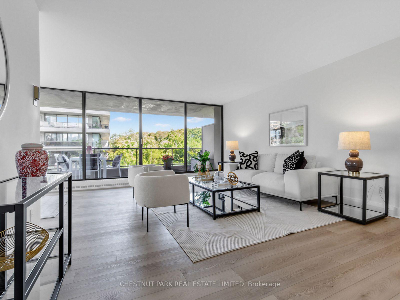 10 Avoca Ave 401
