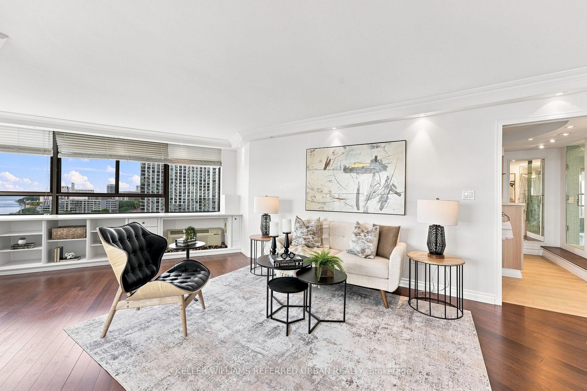 270 Queens Quay W 1201/02